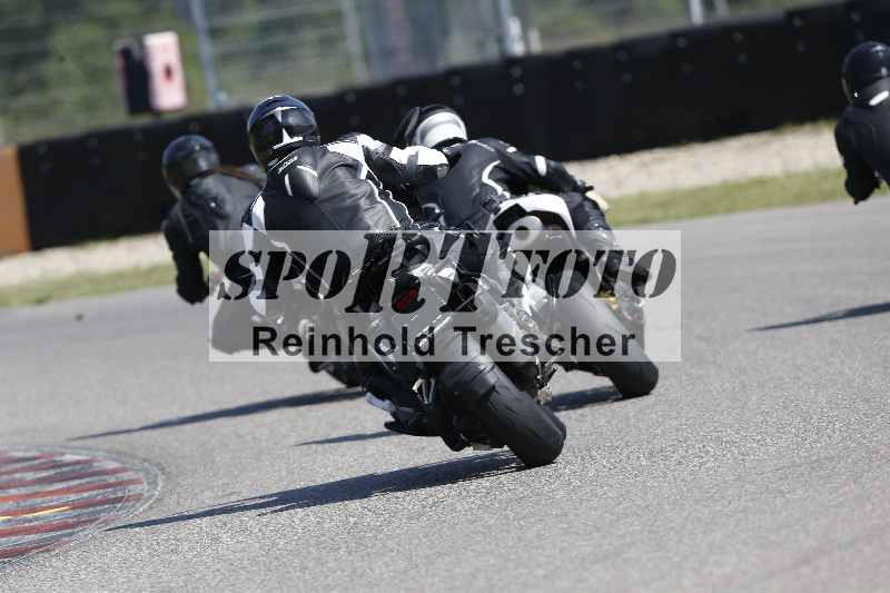 /44 09.08.2025 Plüss Moto Sport ADR/Einsteiger/unklar backside